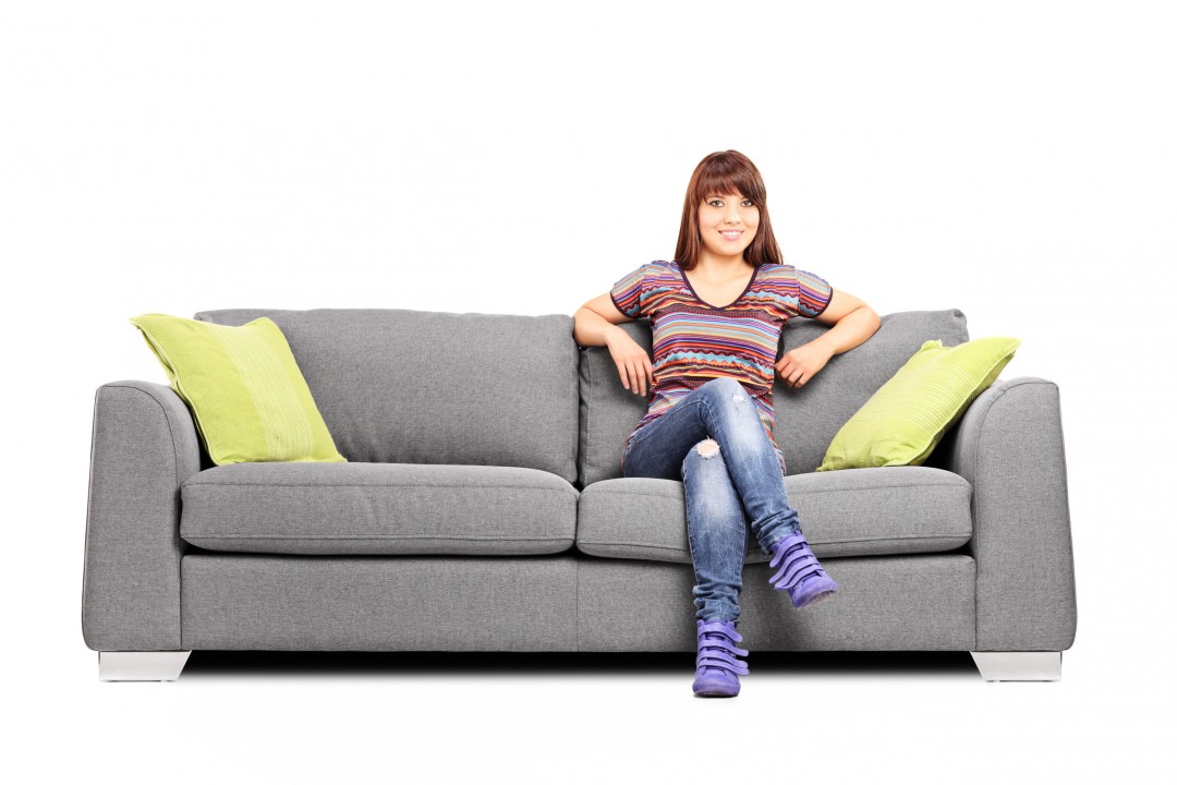 Alarga la vida de tu sofá sentándote bien!